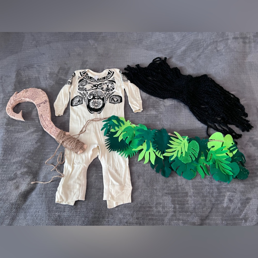 Maui costume 18 months- creative- handmade- DIY